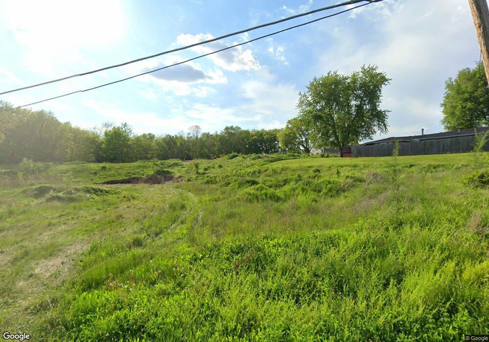 1030 S State St, Lincoln, IL 62656 - photo 1