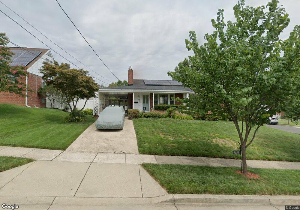 8316 Oglethorpe St, New Carrollton, MD 20784 - photo 1