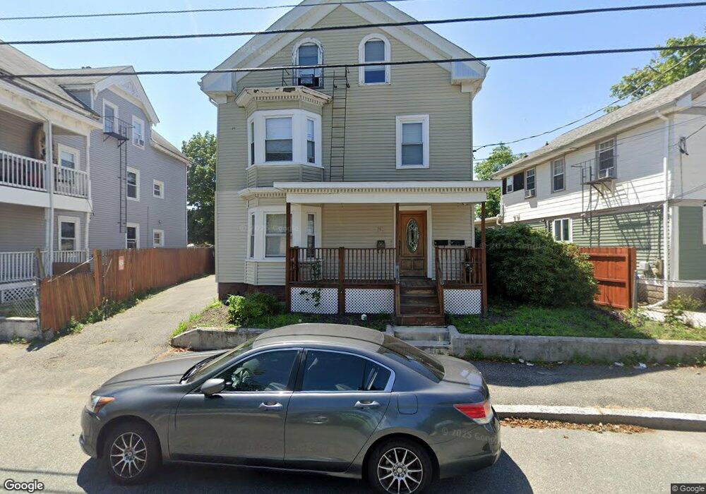 84 N Bend St, Pawtucket, RI 02860 - photo 1