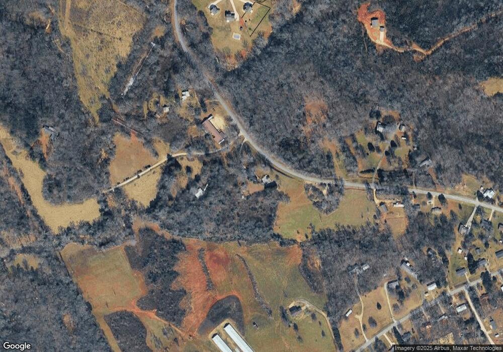 491 Garrison Rd, Cornelia, GA 30531 - photo 1