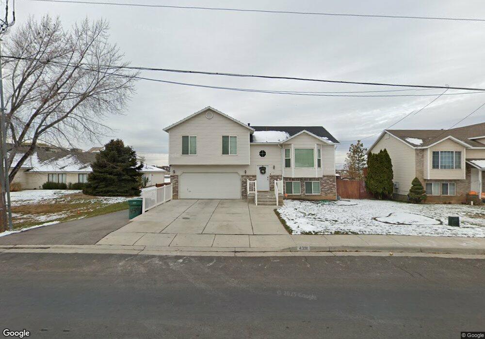 4391 S 3100 W unit 5, Roy, UT 84067 - photo 1