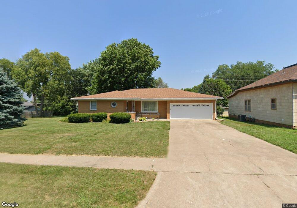 303 University Ave, Shenandoah, IA 51601 - photo 1