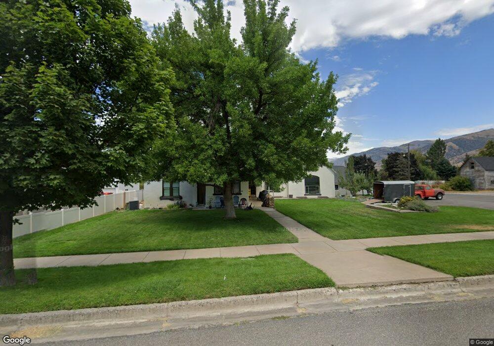 391 E Main St, Hyrum, UT 84319 - photo 1