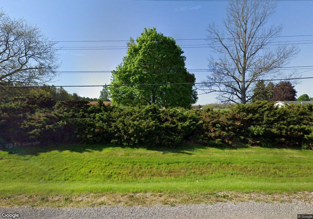 1399 W Maple Ave, Flint, MI 48507 - photo 1