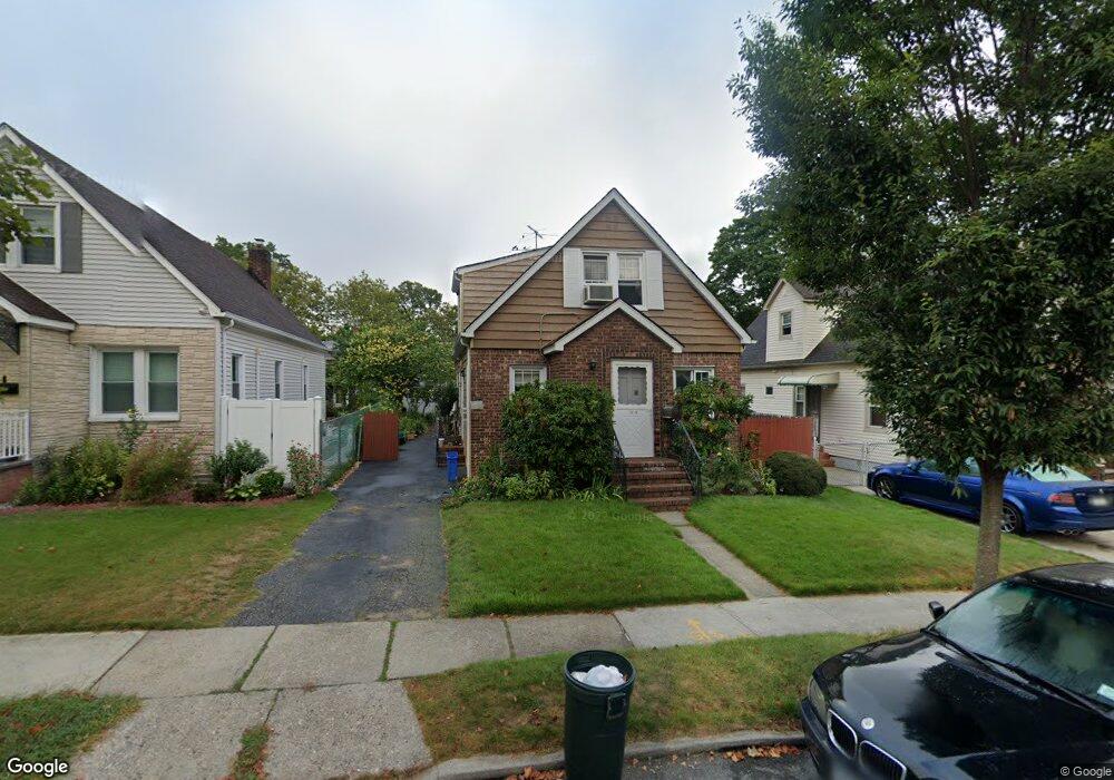 4845 186th St, Fresh Meadows, NY 11365 - photo 1