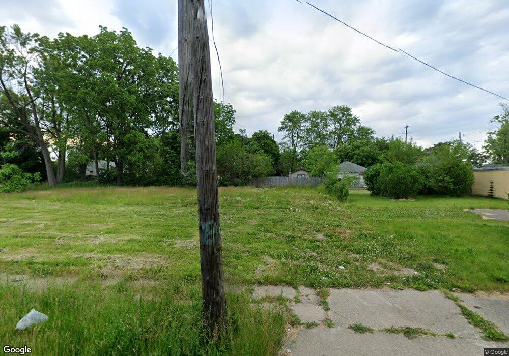 1510 N Franklin Ave, Flint, MI 48506 - photo 1