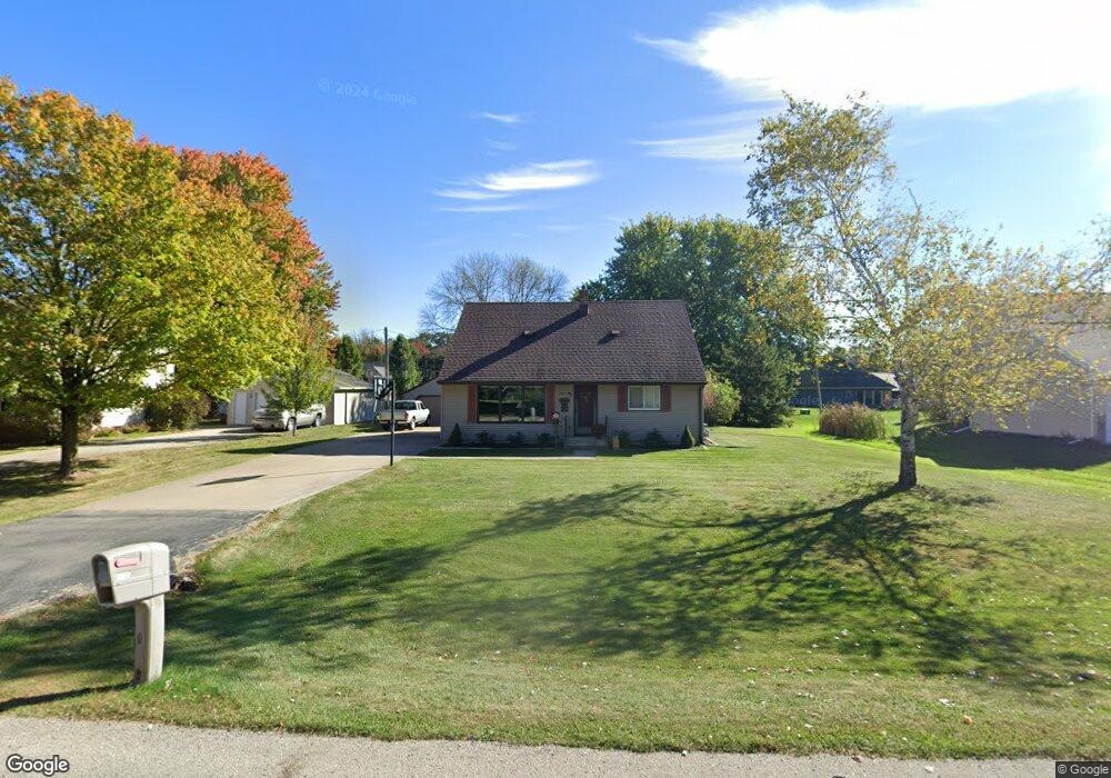 N210 Rogers Ln, Appleton, WI 54915 - photo 1