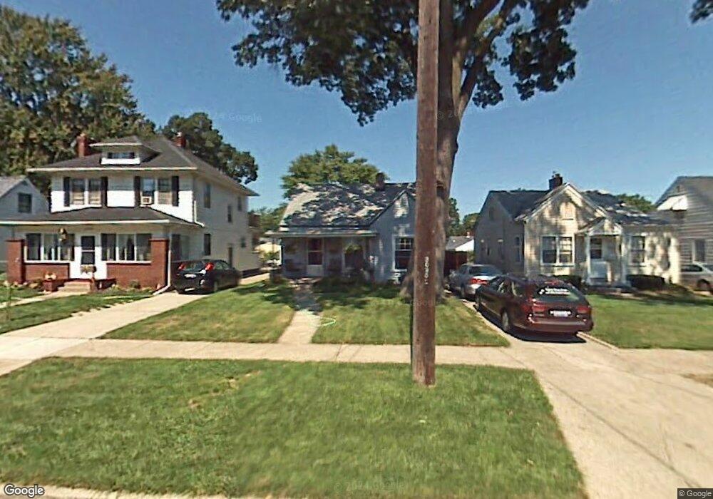 2642 Gracewood Rd, Toledo, OH 43613 - photo 1