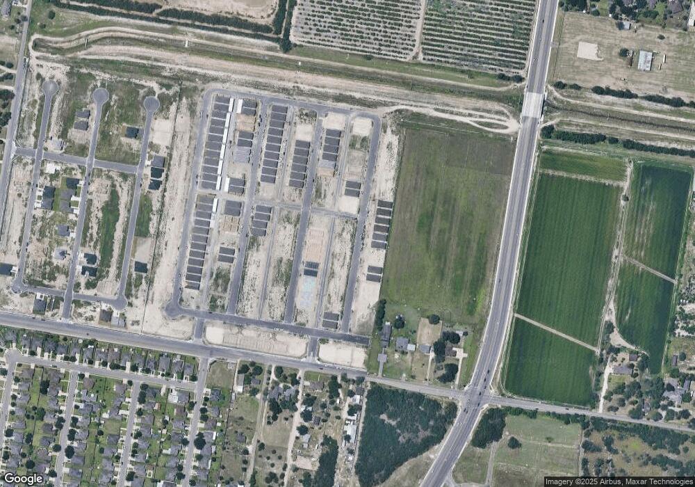 913 N Clarence Ave, Edinburg, TX 78541 - photo 1