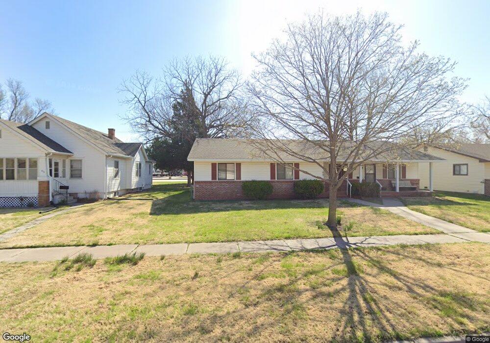 412 N Carrie St, McPherson, KS 67460 - photo 1