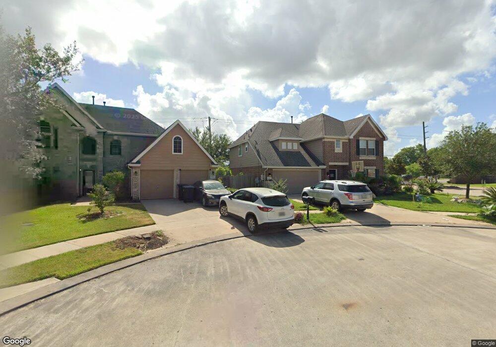 1802 Autumn Pond Cir, Alvin, TX 77511 - photo 1