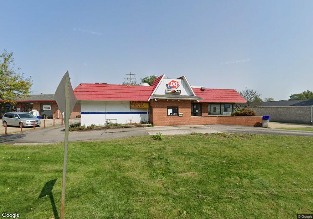 1900 Tamarack Cir S, Columbus, OH 43229 - photo 1