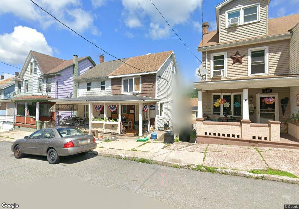 257 E Abbott St, Lansford, PA 18232 - photo 1