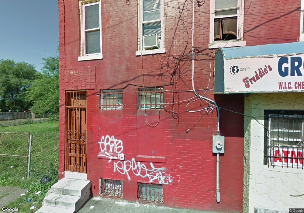 633 White St, Camden, NJ 08103 - photo 1