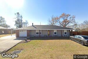 213 Elvira Dr, Raceland, LA 70394