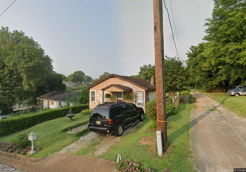 522 Sycamore St, Florence, AL 35630 - photo 1