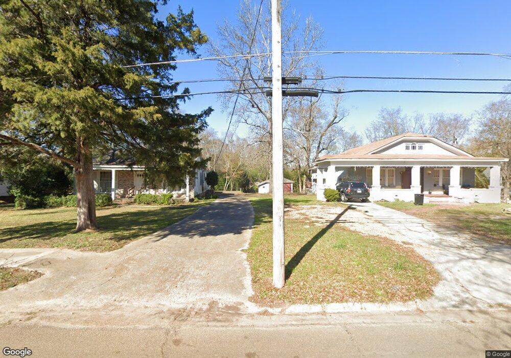 701 Georgetown St, Hazlehurst, MS 39083 - photo 1