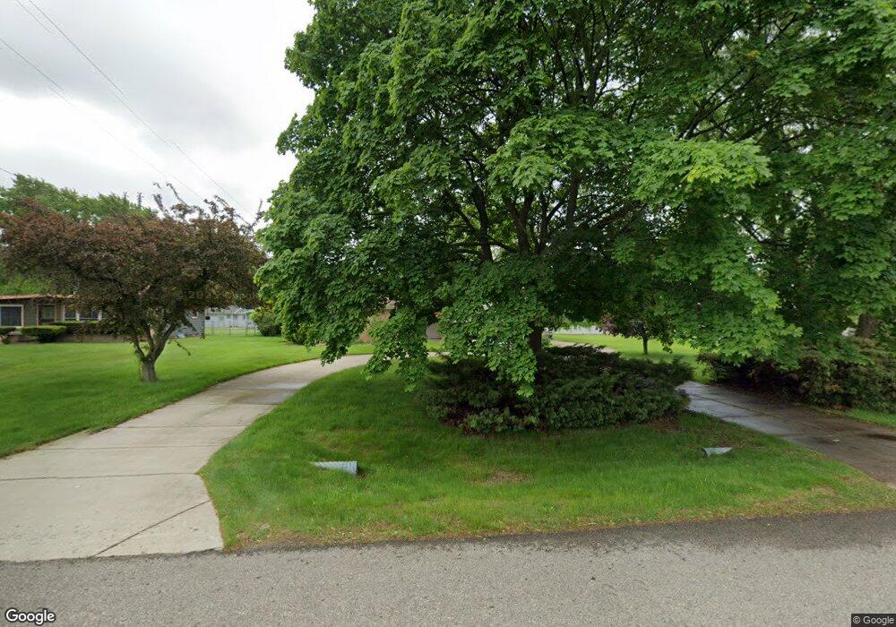 3165 W Cass Ave, Flint, MI 48504 - photo 1