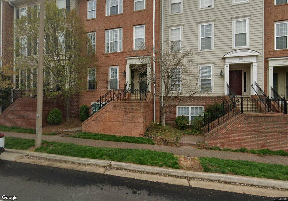1613 Potomac Greens Drive B, Alexandria, VA 22314 - photo 1