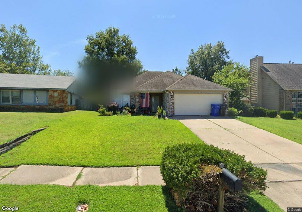 1609 W Phoenix Place, Broken Arrow, OK 74011 - photo 1