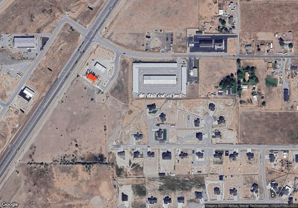 8260 Strasser Ct, Lake Point, UT 84074 - photo 1