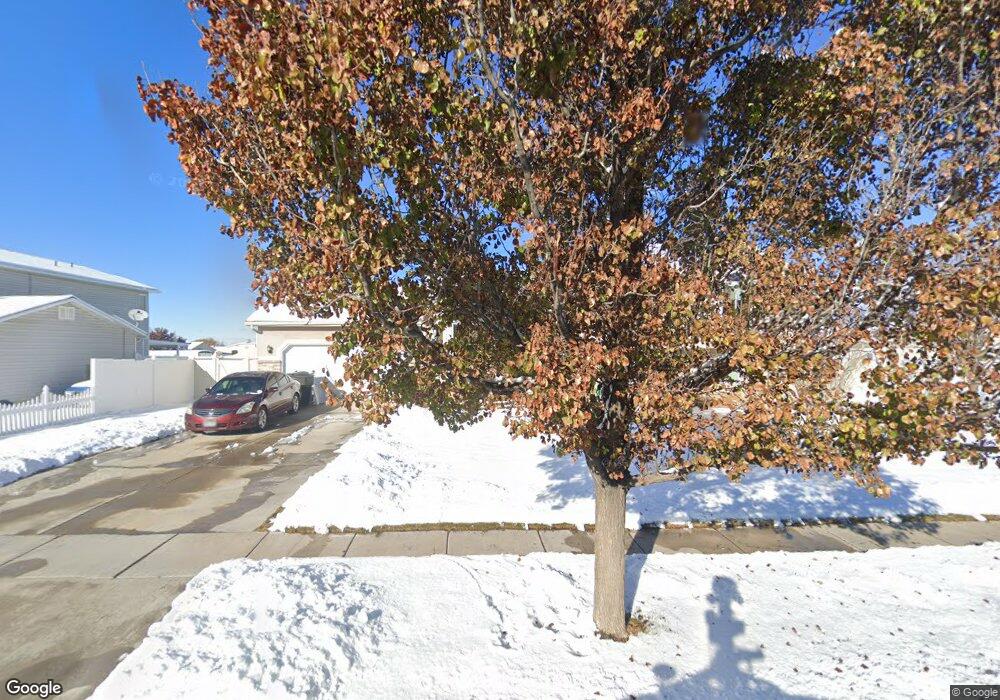 2774 W 2100 N, Clearfield, UT 84015 - photo 1