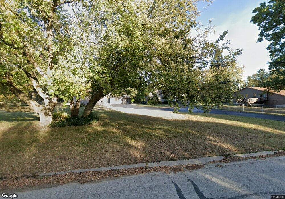 409 S Hospital Rd, Waterford, MI 48327 - photo 1