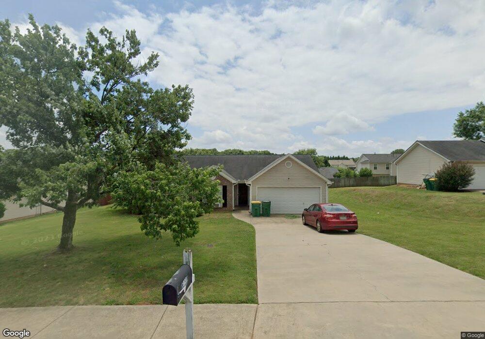 323 Shenandoah Cir unit 2, Winder, GA 30680 - photo 1