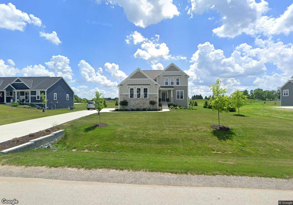 N57W27309 Autumn Run unit N57W27309, Lisbon, WI 53089 - photo 1