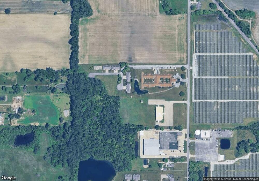 2328 Keystone Ct, Anderson, IN 46011 - photo 1