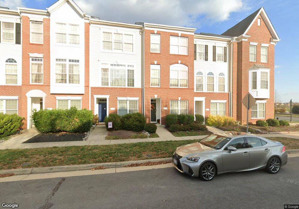 42630 Pine Forest Dr, Chantilly, VA 20152 - photo 1