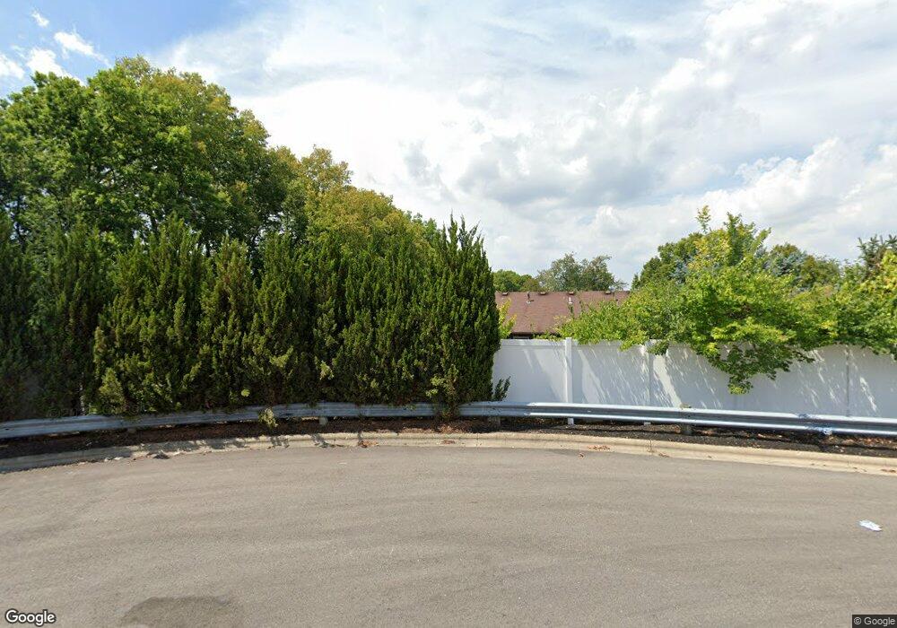 5296 Shiloh Dr unit 12, Columbus, OH 43220 - photo 1