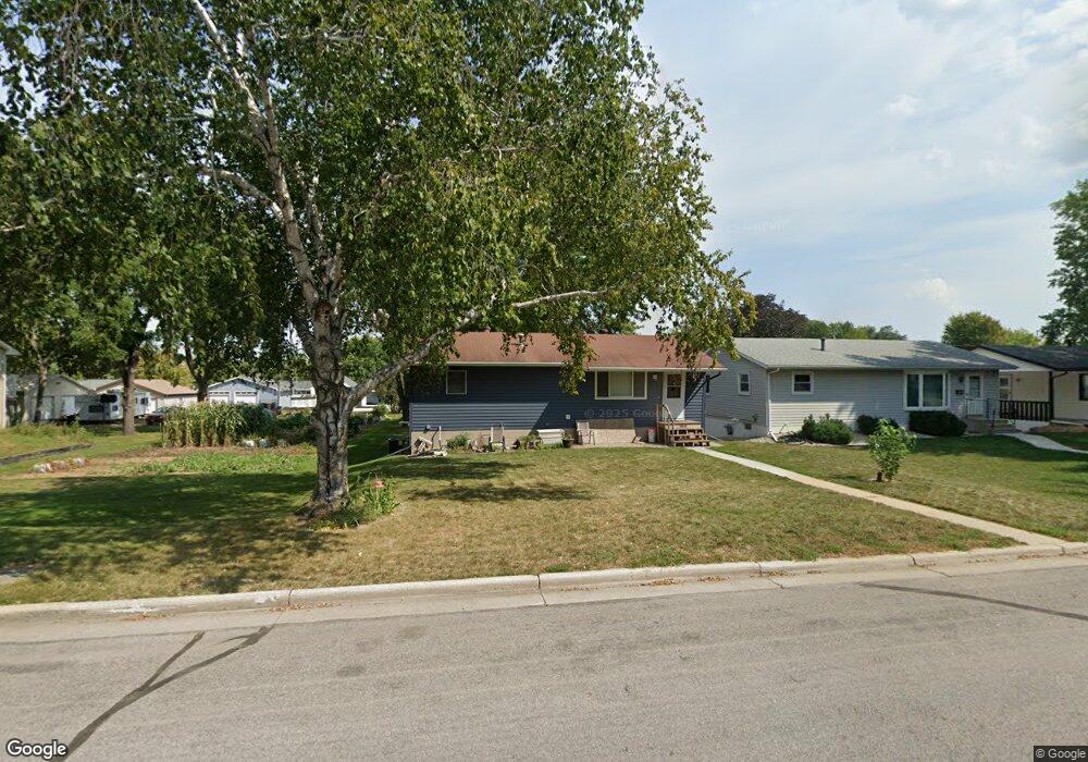 1014 N Spring St, New Ulm, MN 56073 - photo 1