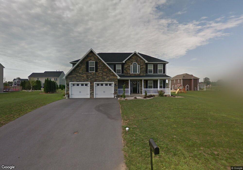 952 Joy Dr, Greencastle, PA 17225 - photo 1