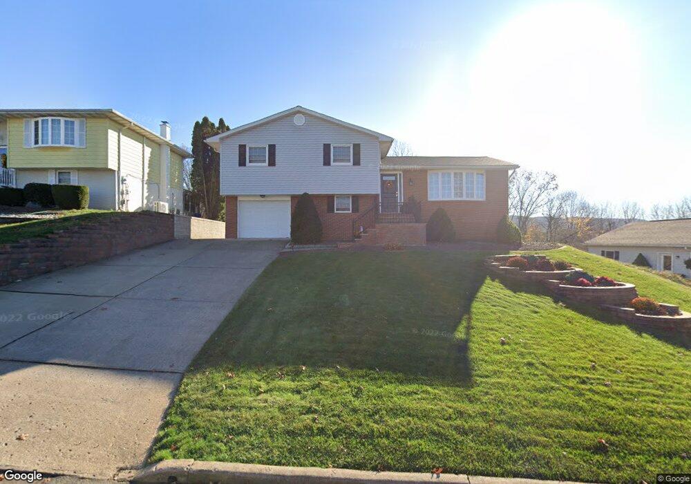 261 Mountain View Dr, Nanticoke, PA 18634 - photo 1