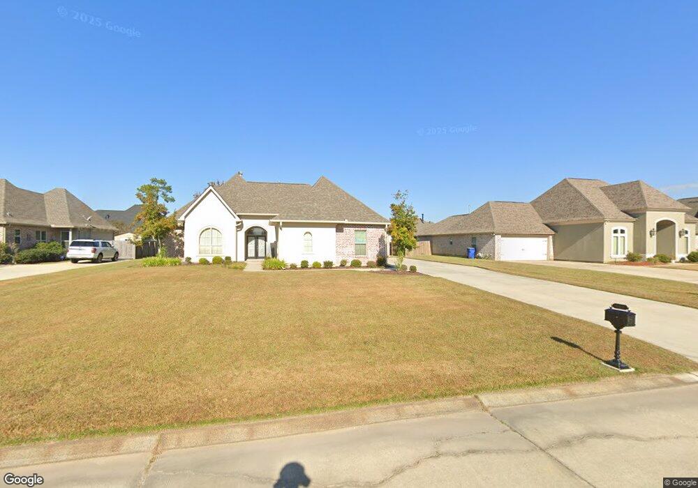 549 S Caleb Dr, Slidell, LA 70461 - photo 1
