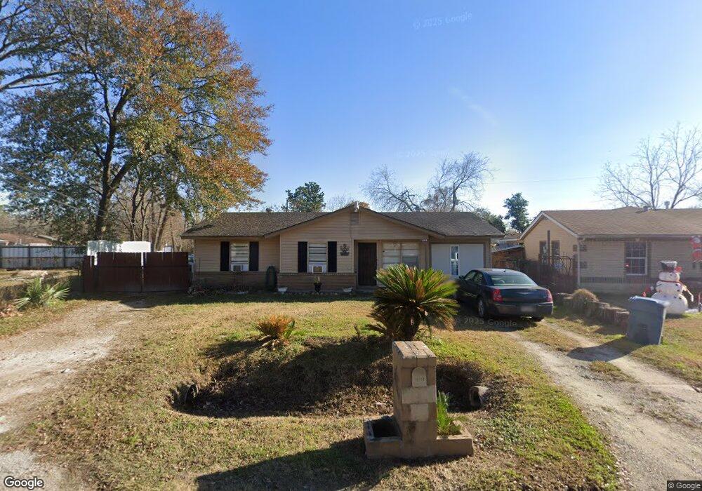 2438 Sunny Dr, Houston, TX 77093 - photo 1