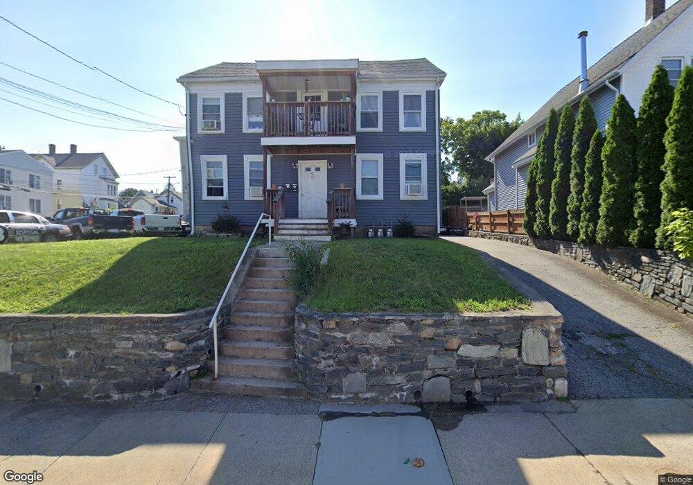 256 Park Ave, Woonsocket, RI 02895 - photo 1