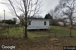507 Hickory Dr, Startex, SC 29377