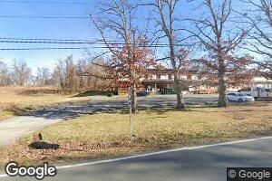 9 Moore Ln, Flint Hill, VA 22627