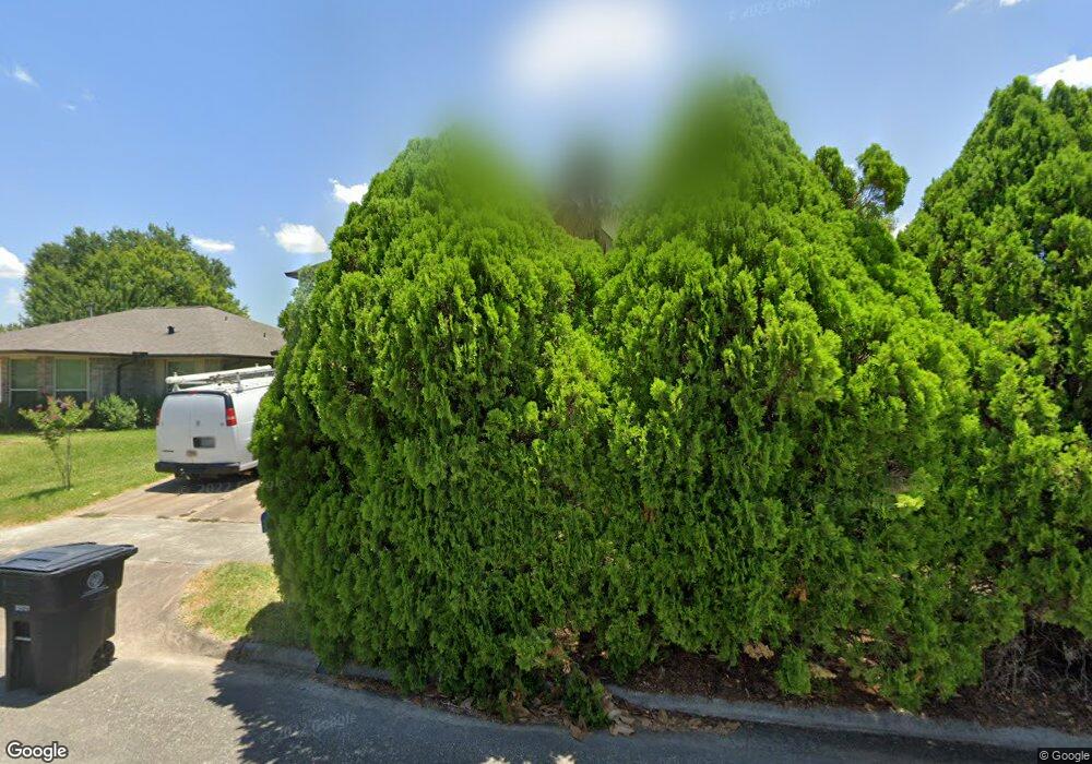 10939 Covered Bridge St, Houston, TX 77075 - photo 1