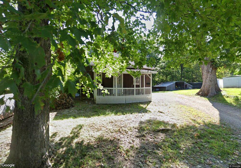 433 4th St, Columbus Junction, IA 52738 - photo 1