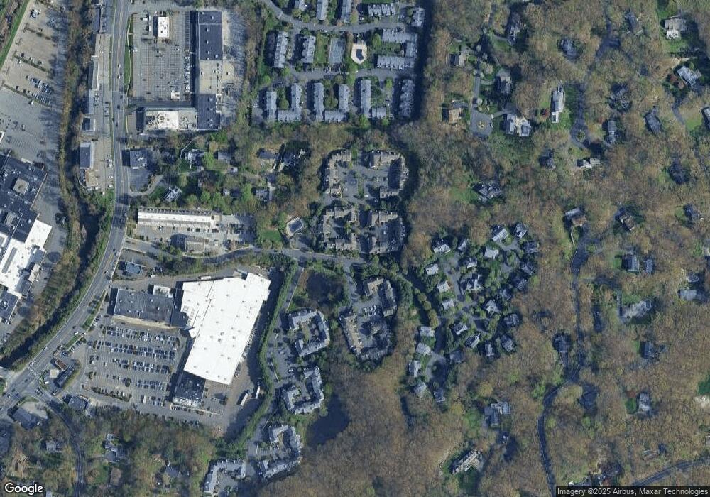 301 Foxboro Dr, Norwalk, CT 06851 - photo 1