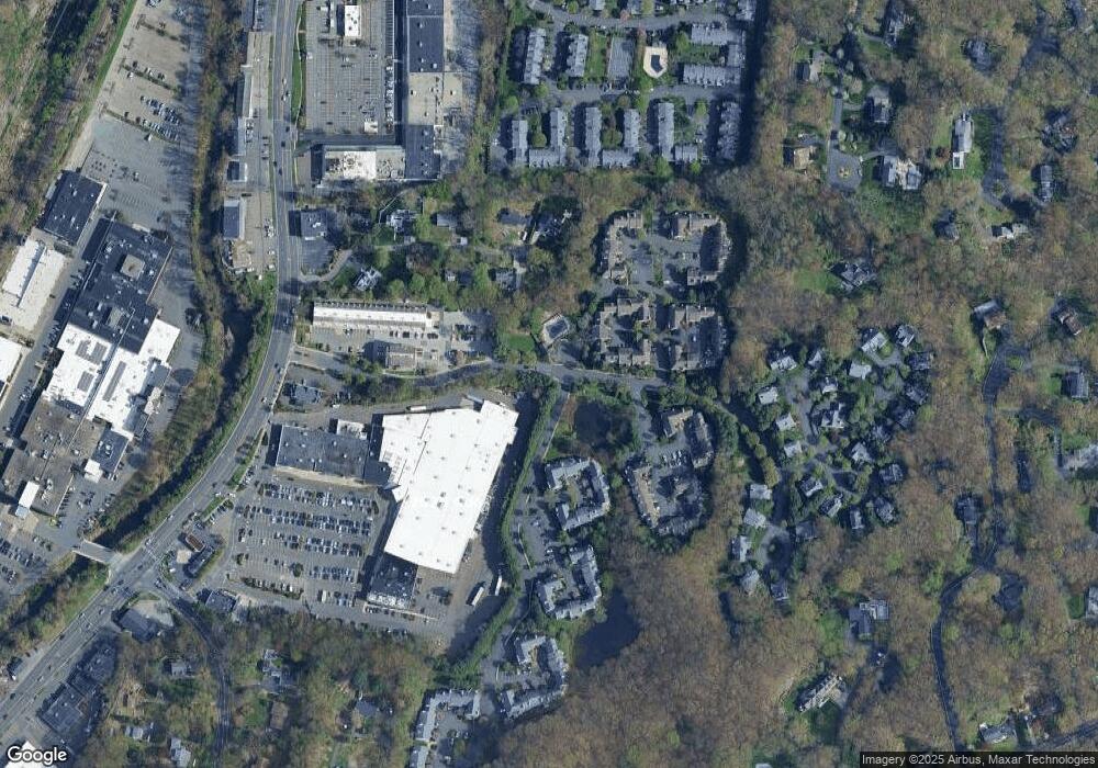 315 Foxboro Dr, Norwalk, CT 06851 - photo 1