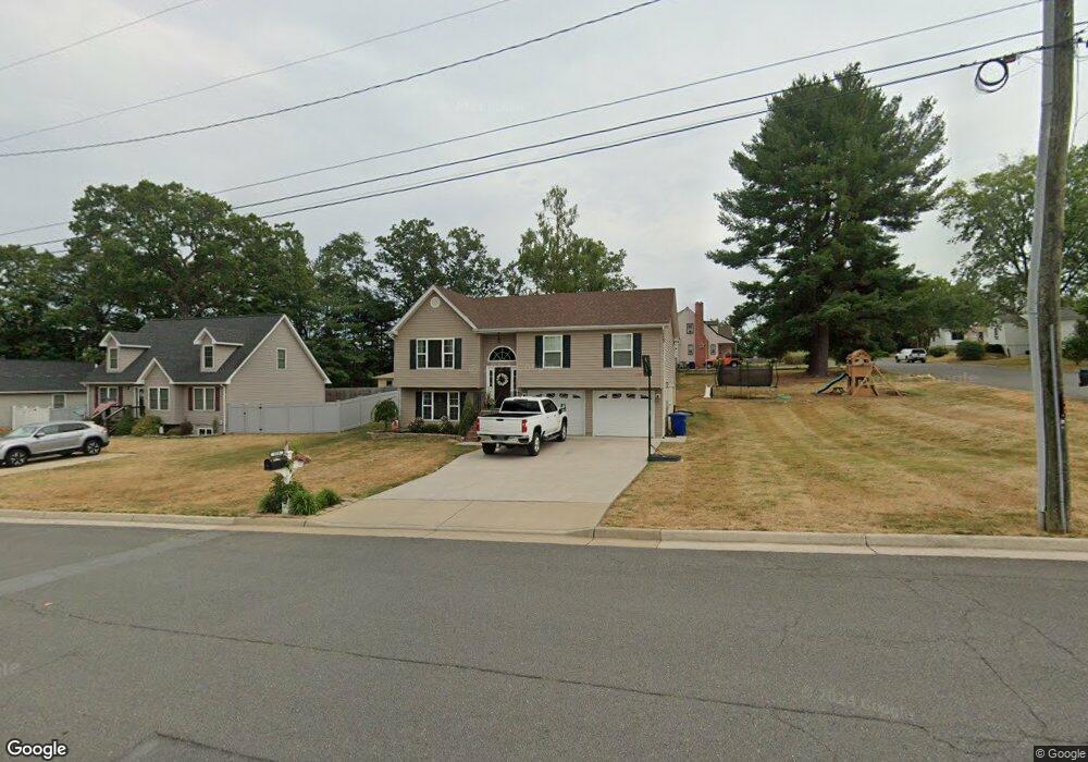 835 W 15th St, Front Royal, VA 22630 - photo 1