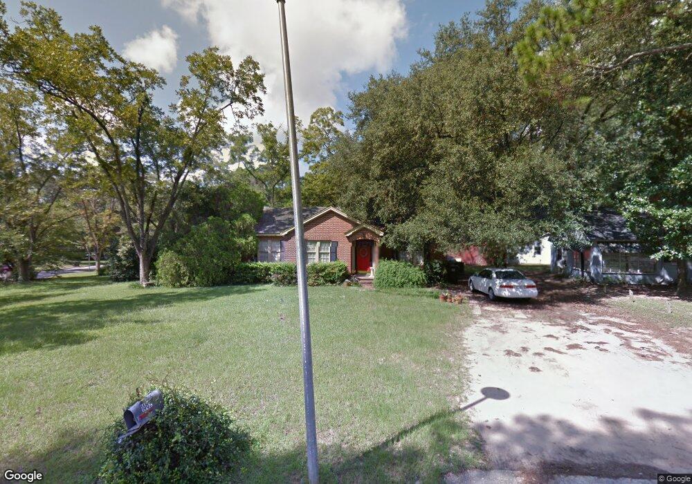 1402 Baker Ave, Albany, GA 31707 - photo 1