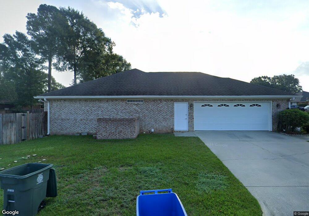201 Petersburg Ct, Dothan, AL 36305 - photo 1