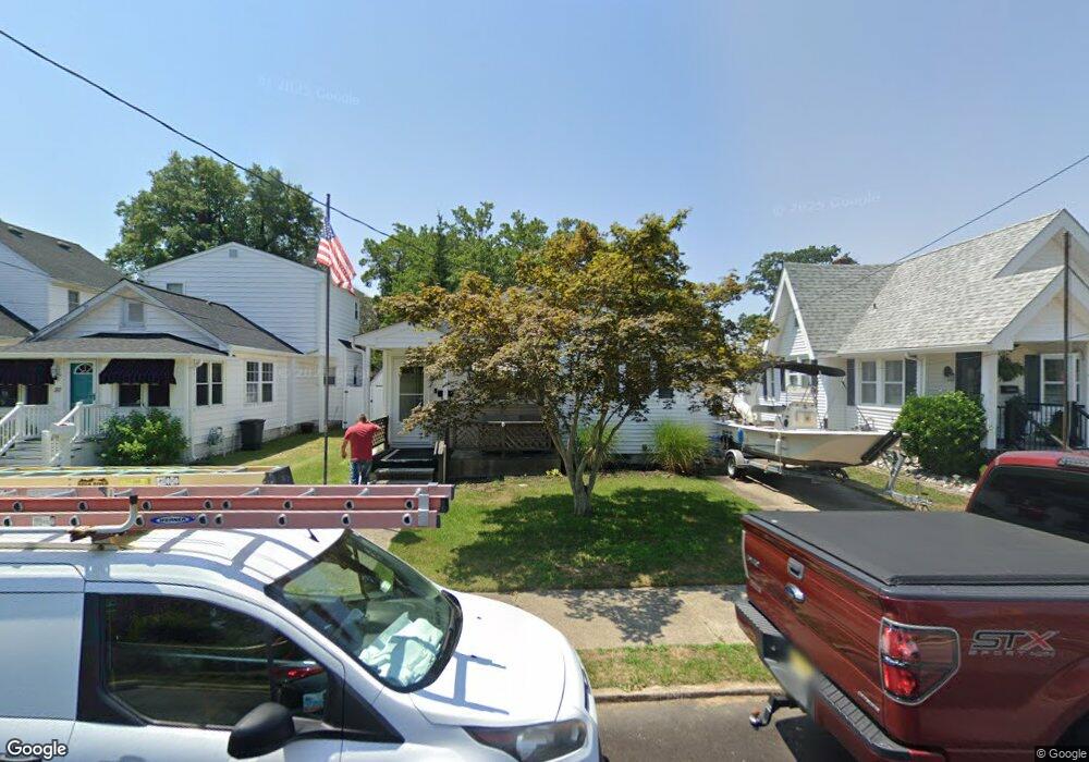 32 W Pierson Ave, Somers Point, NJ 08244 - photo 1