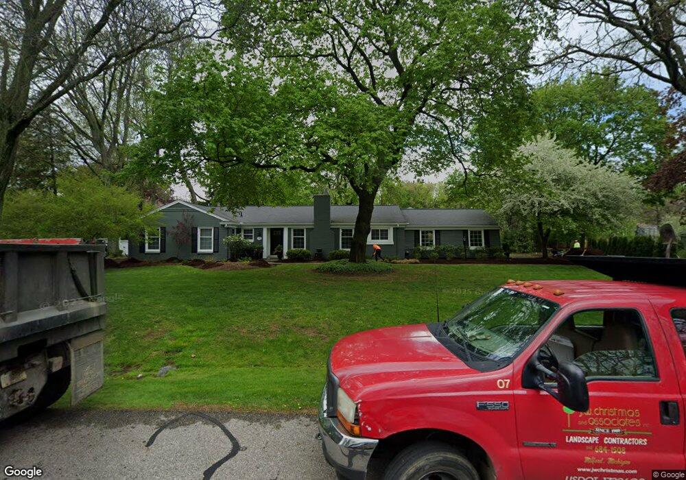 1065 Rock Spring Rd, Bloomfield Hills, MI 48304 - photo 1