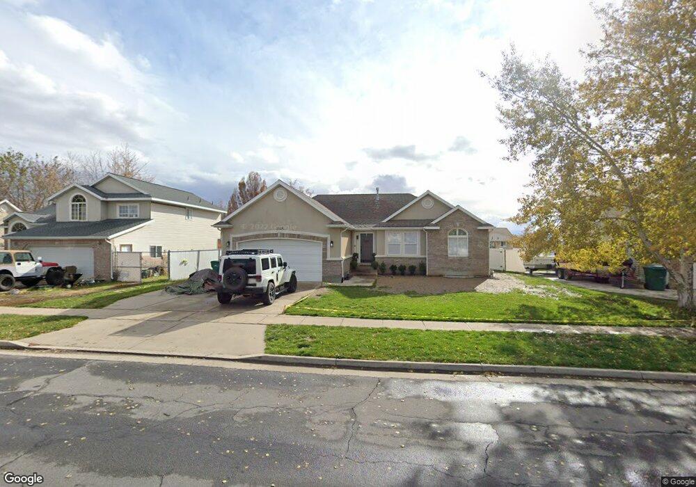 1005 W 400 S, Layton, UT 84041 - photo 1